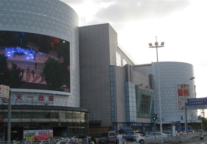 天一商城-幕墙装饰工程