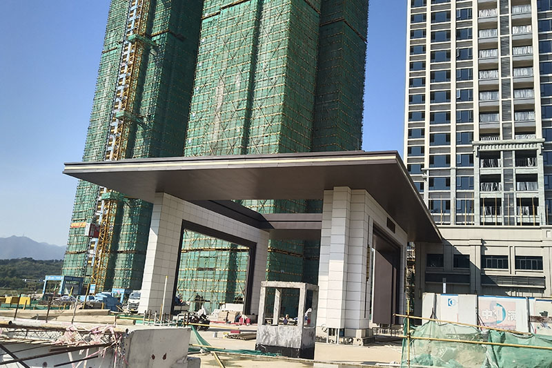 欧雅春天花园门楼-石材、铝单板装饰工程