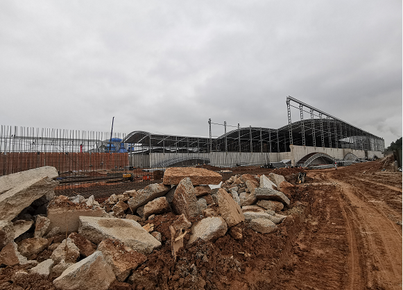 广东宏胜陶瓷有限公司-原料仓土建、钢构棚面工程